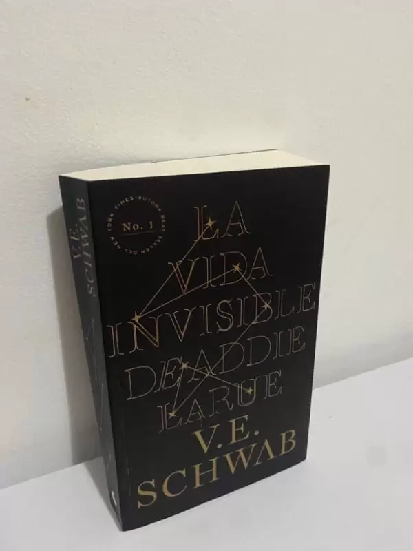 $20.00 Libros | la vida invisible de addie larue