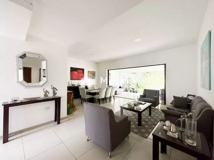 $380,000.00 Casa en venta en residencial la florida, nuevo cuscatlán