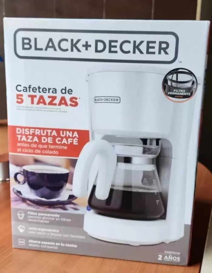 $25.00 VENDO CAFETERA MARCA BLACK-DEKER NUEVA