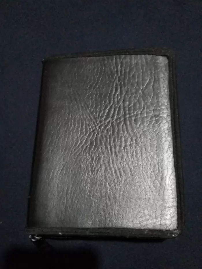 $15.00 Biblia Anotada de Scofield Tamaño Bolsillo Vinilo con forro negro