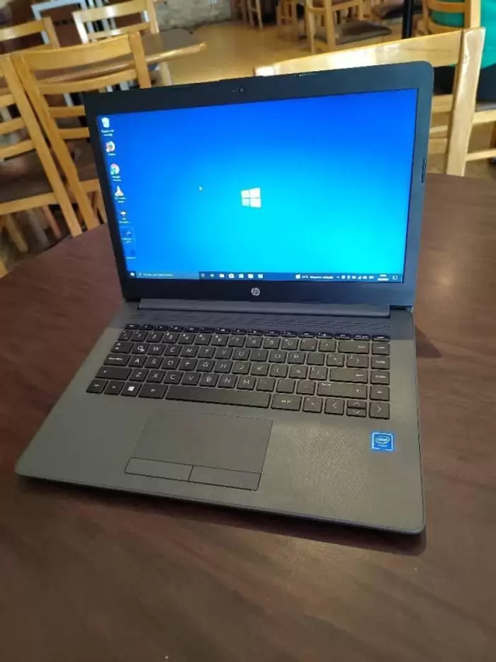 $140.00 Vendo laptop notebook 14.1 pulgadas 2022 en excelentes condiciones